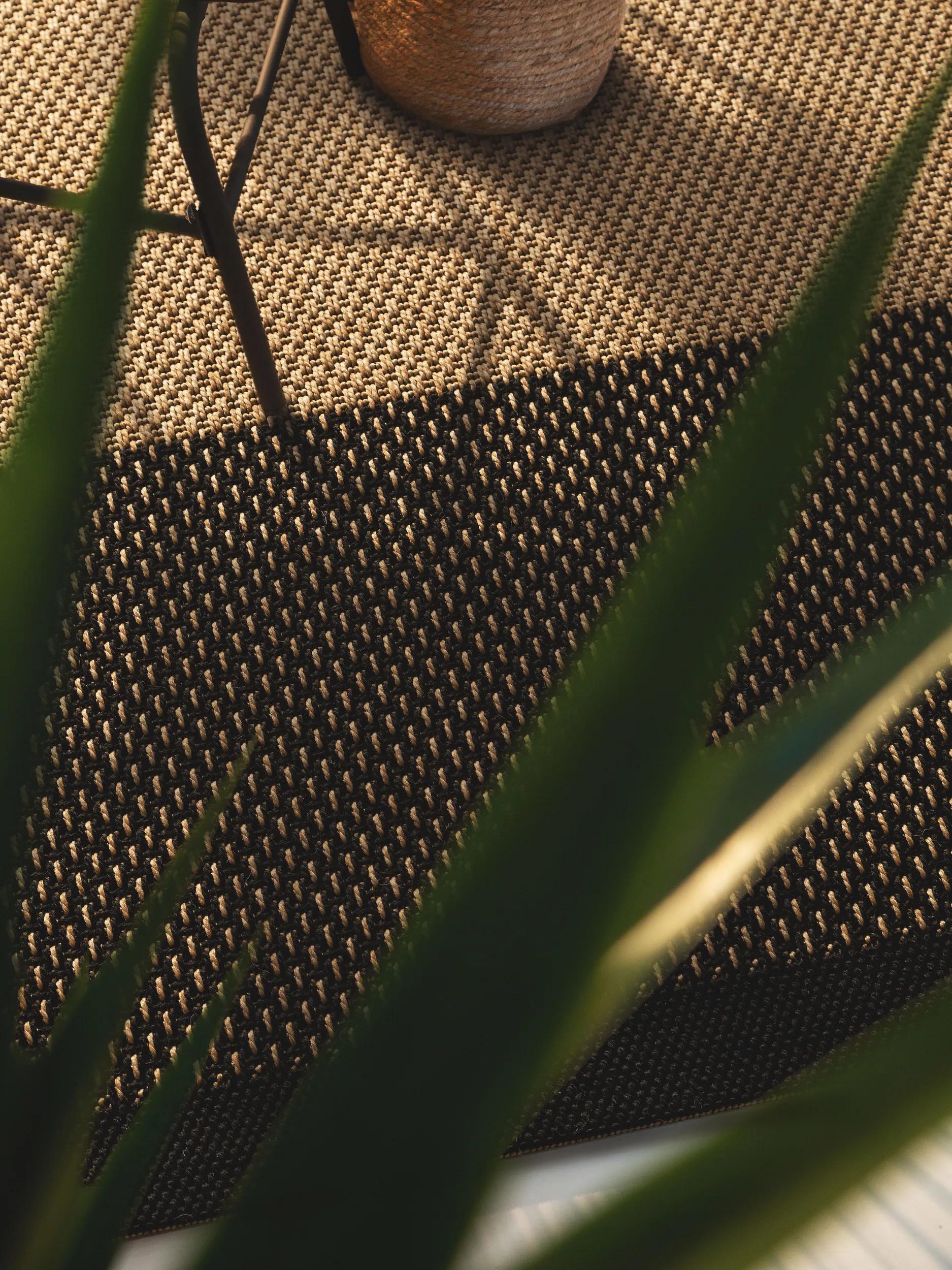 In- & Outdoor Rug Naoto Beige/Black