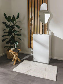 Bath Rug Nehir White
