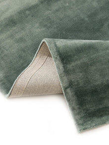 Alfombra de viscosa Nela verde claro