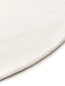 Viscose Rug Oval Nela Ivory