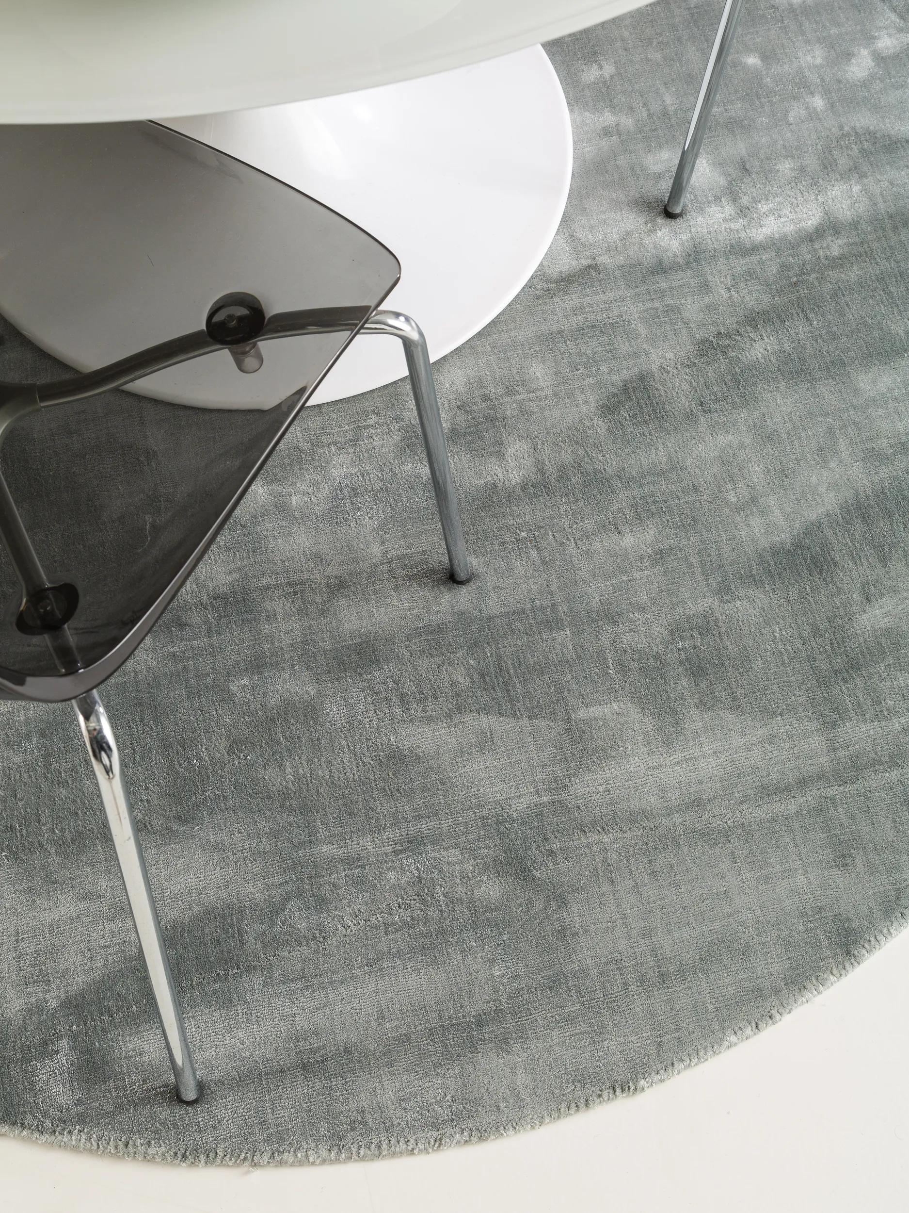 Viscose Rug Round Nela Light Blue