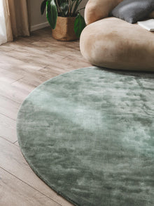 Viscose Rug Round Nela Light Green