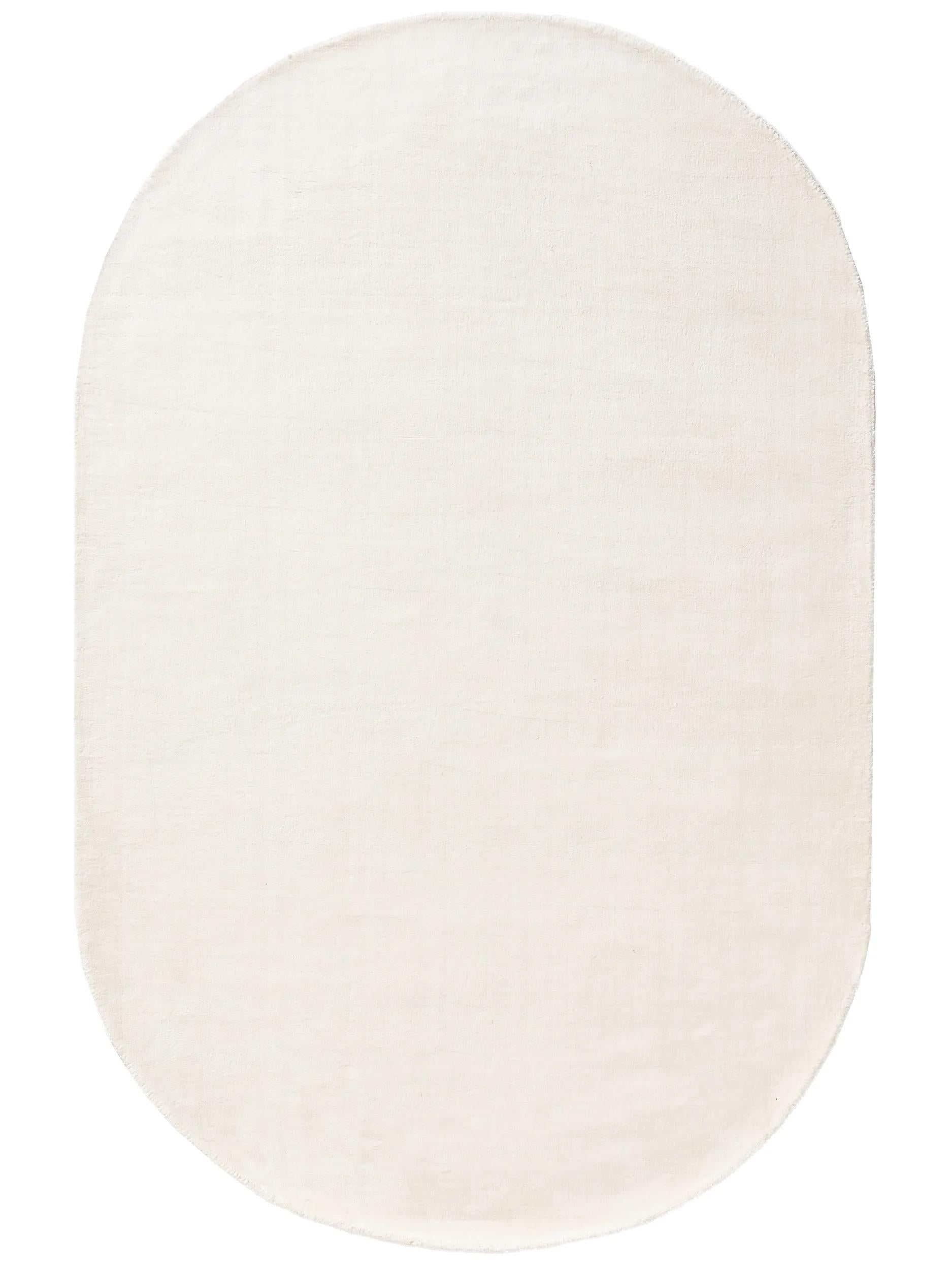 Viscose Rug Oval Nela Ivory