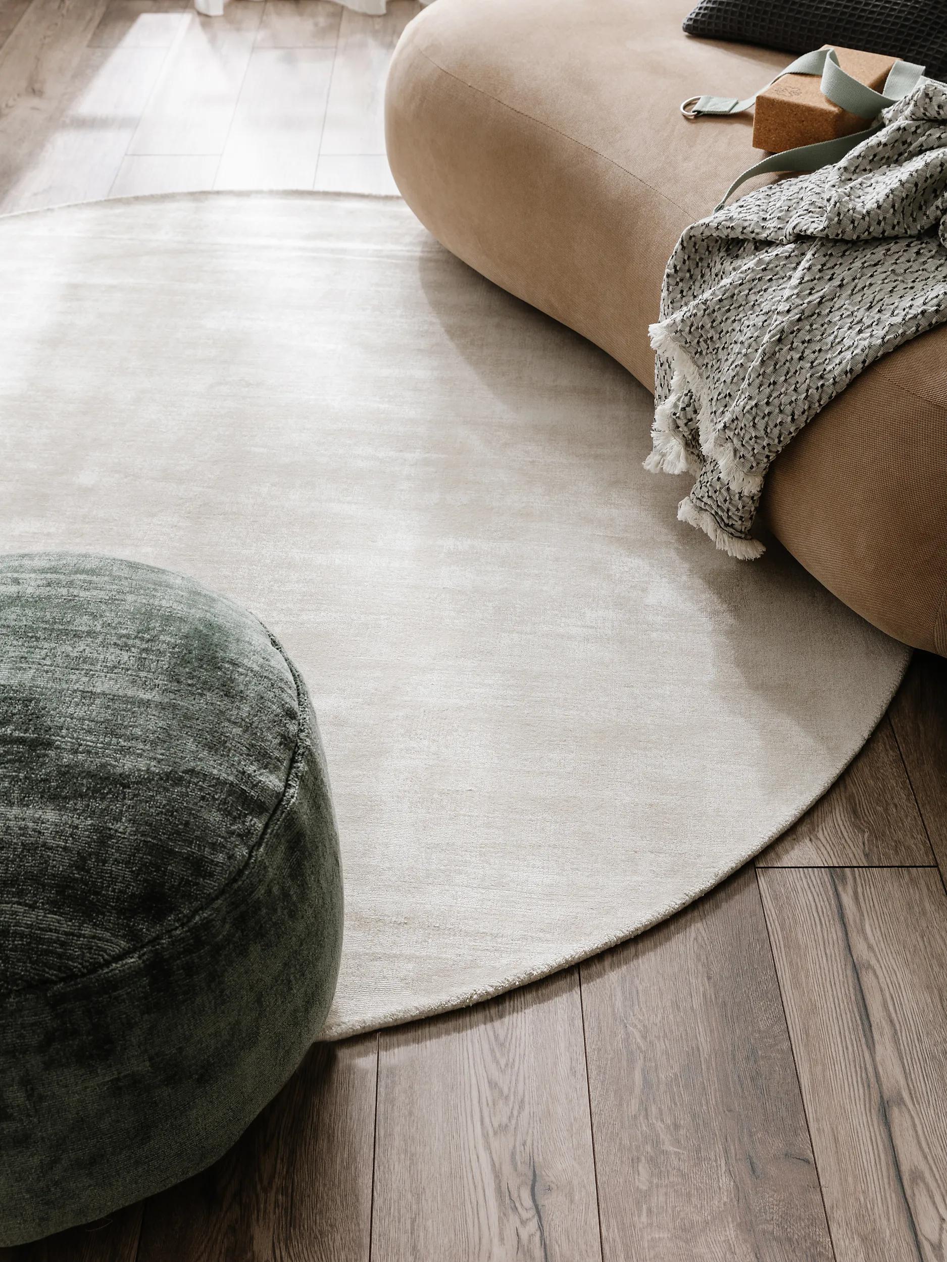 Tapis rond en viscose Nova crème
