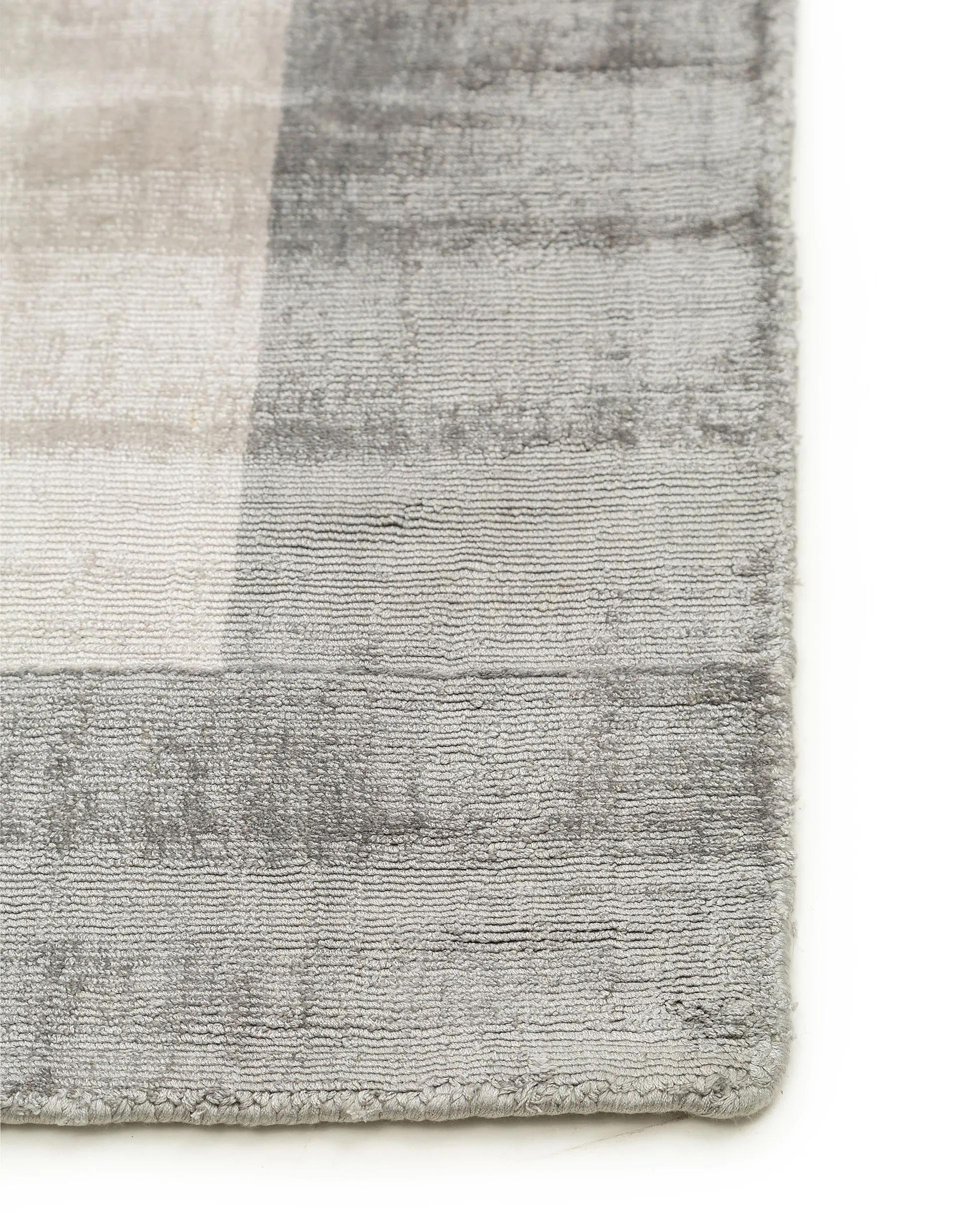 Viscose Rug Nova Border Light Grey