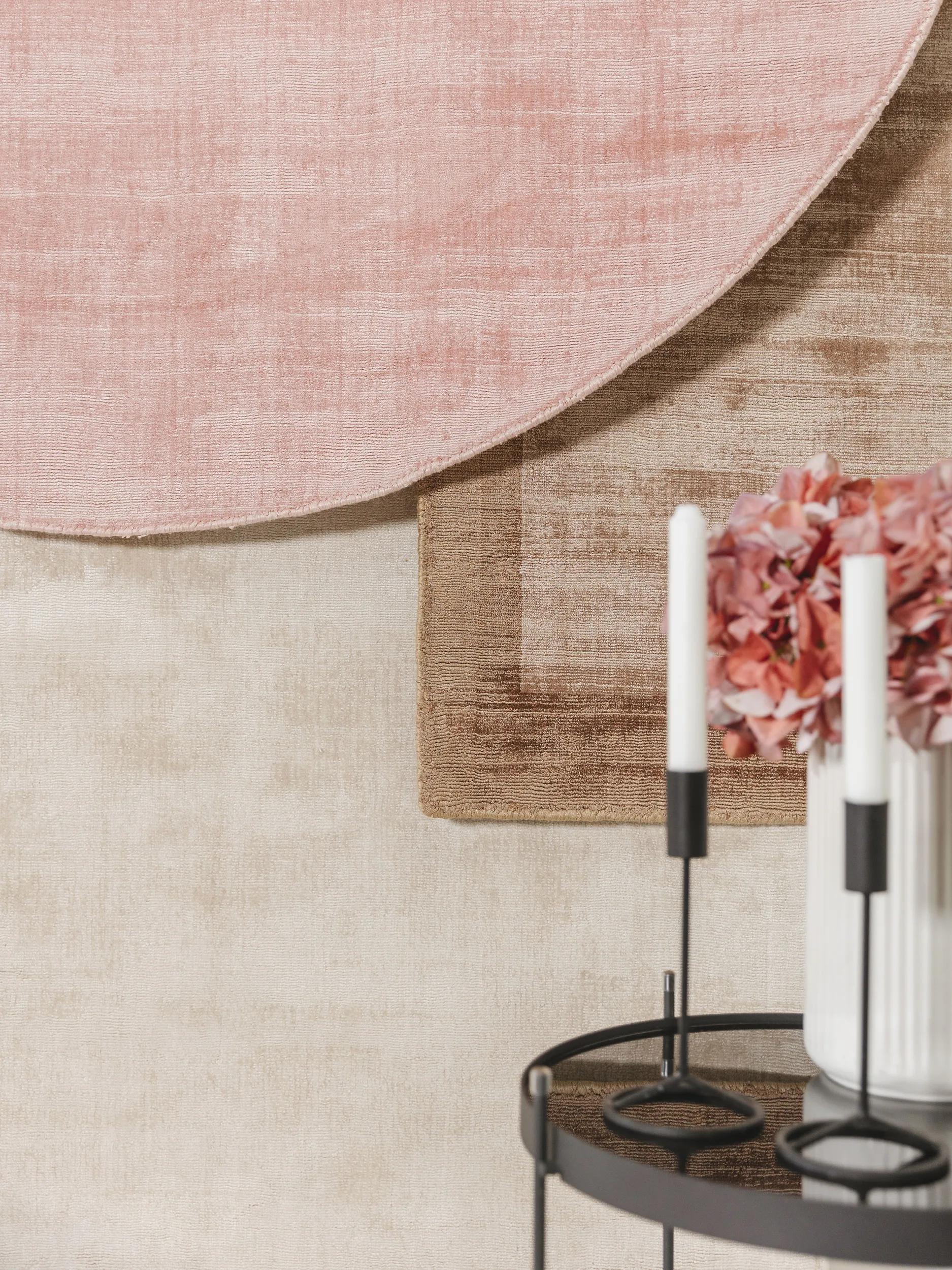Viscose Rug Nova Cream