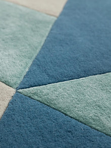 Rug Paul Blue