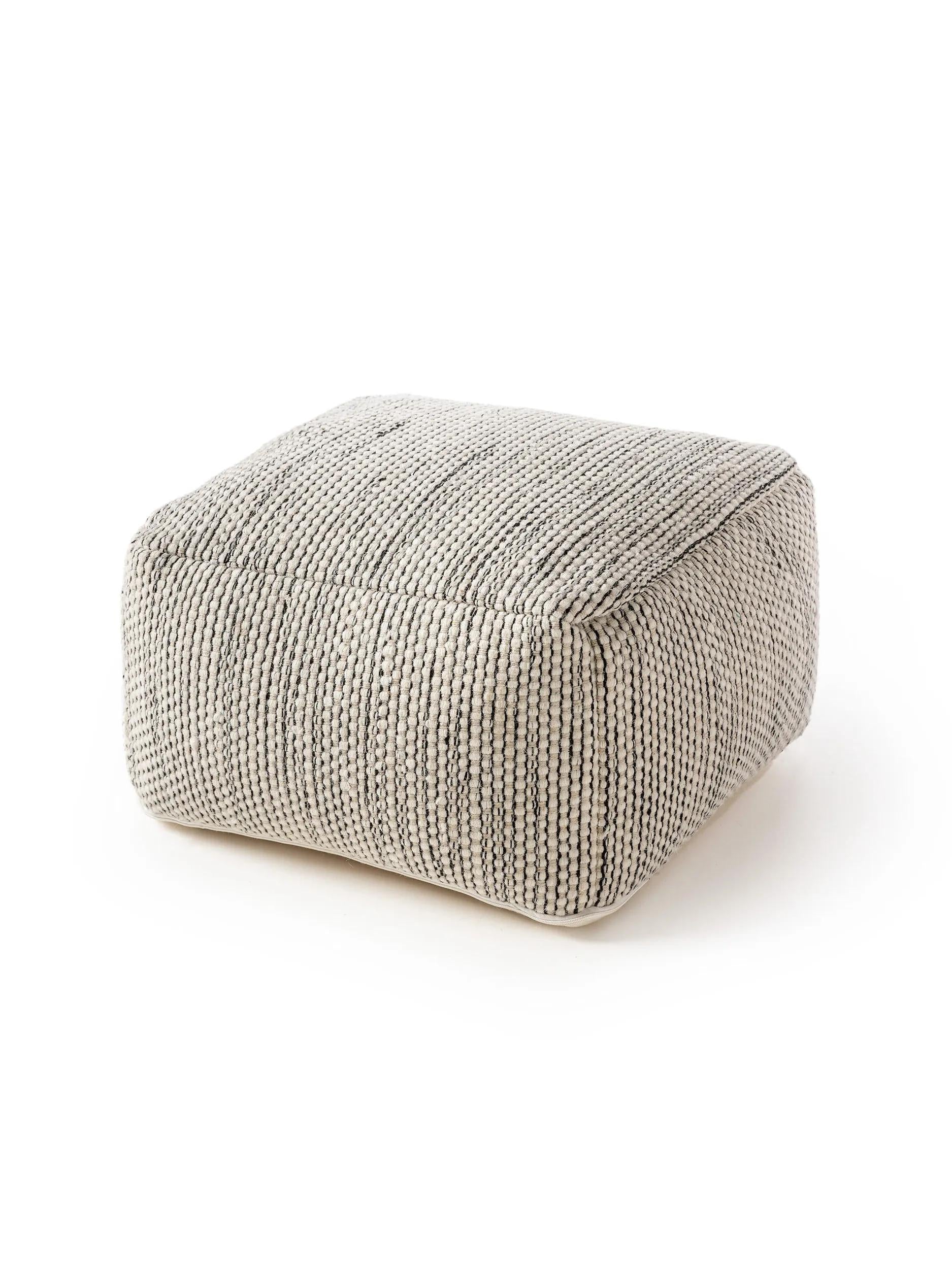 Handmade Wool Pouf Rocco Beige/Black