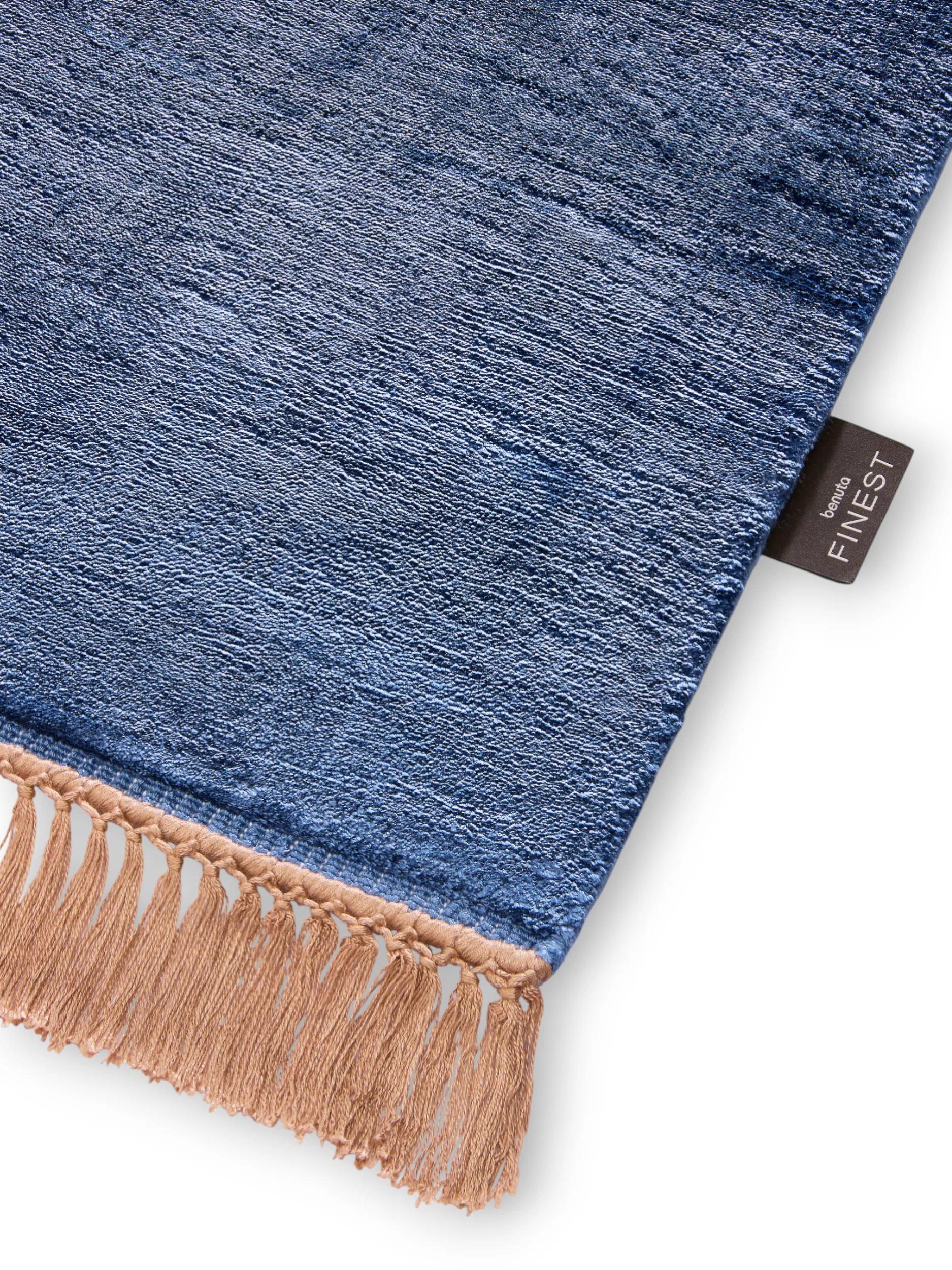 Viscose Rug Rubin Blue