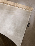 Alfombra de viscosa Rubin crema