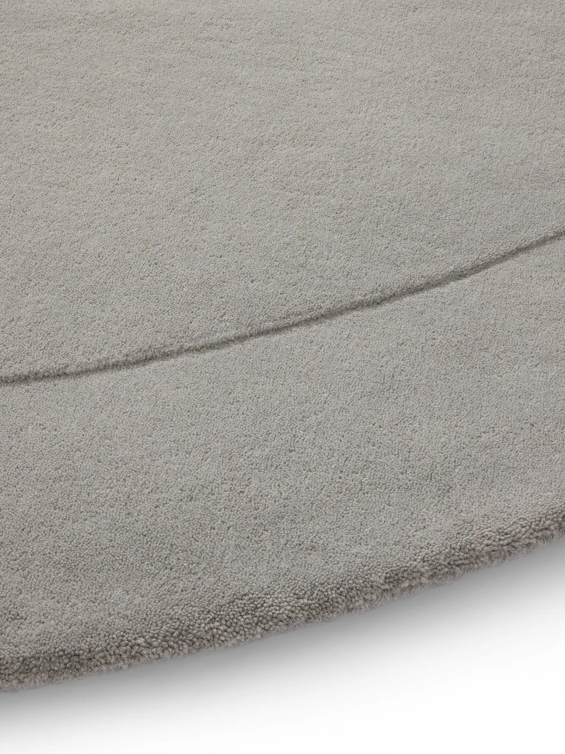 Wool Rug Shape Grey