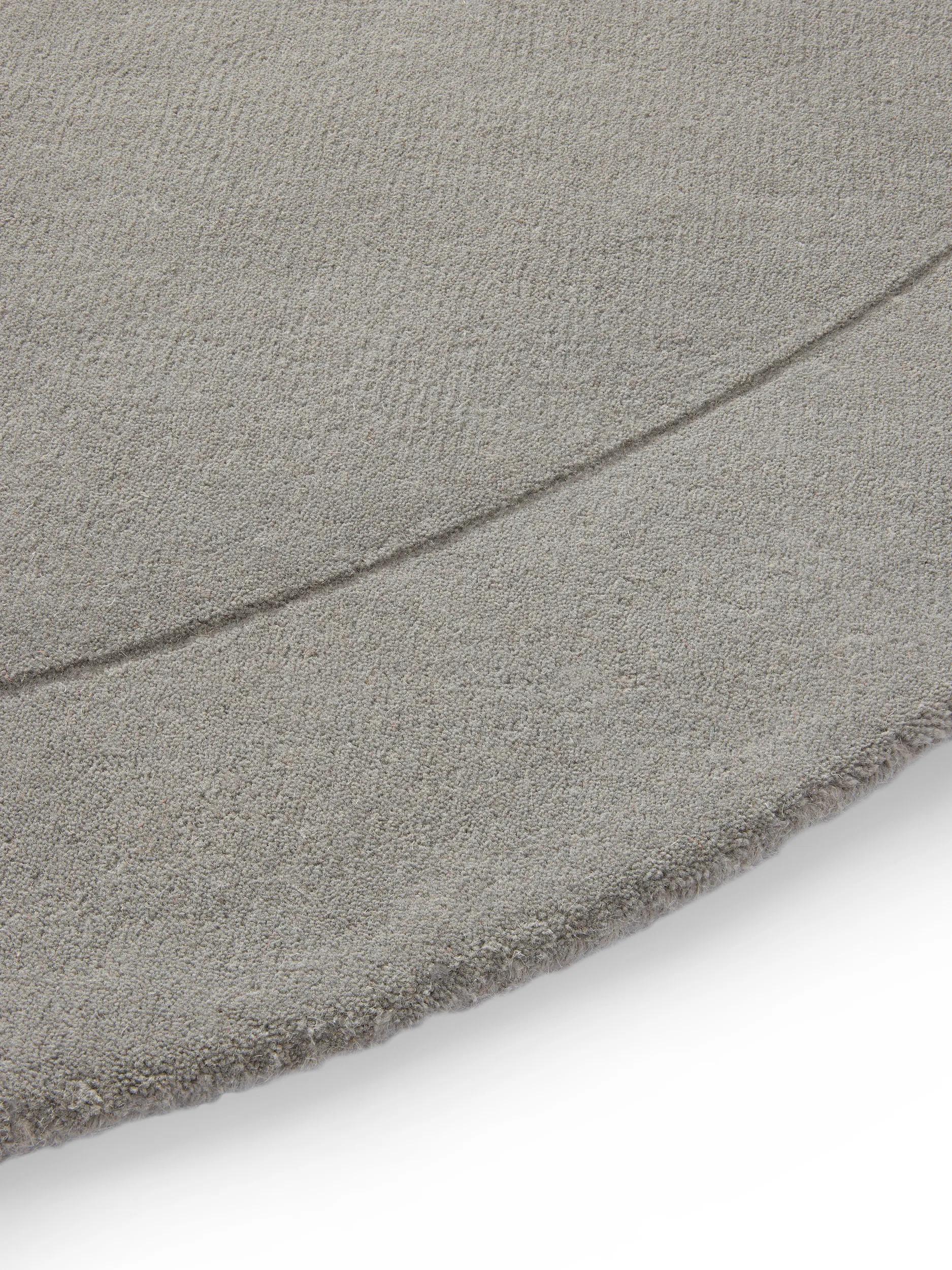 Wool Rug Shape Grey