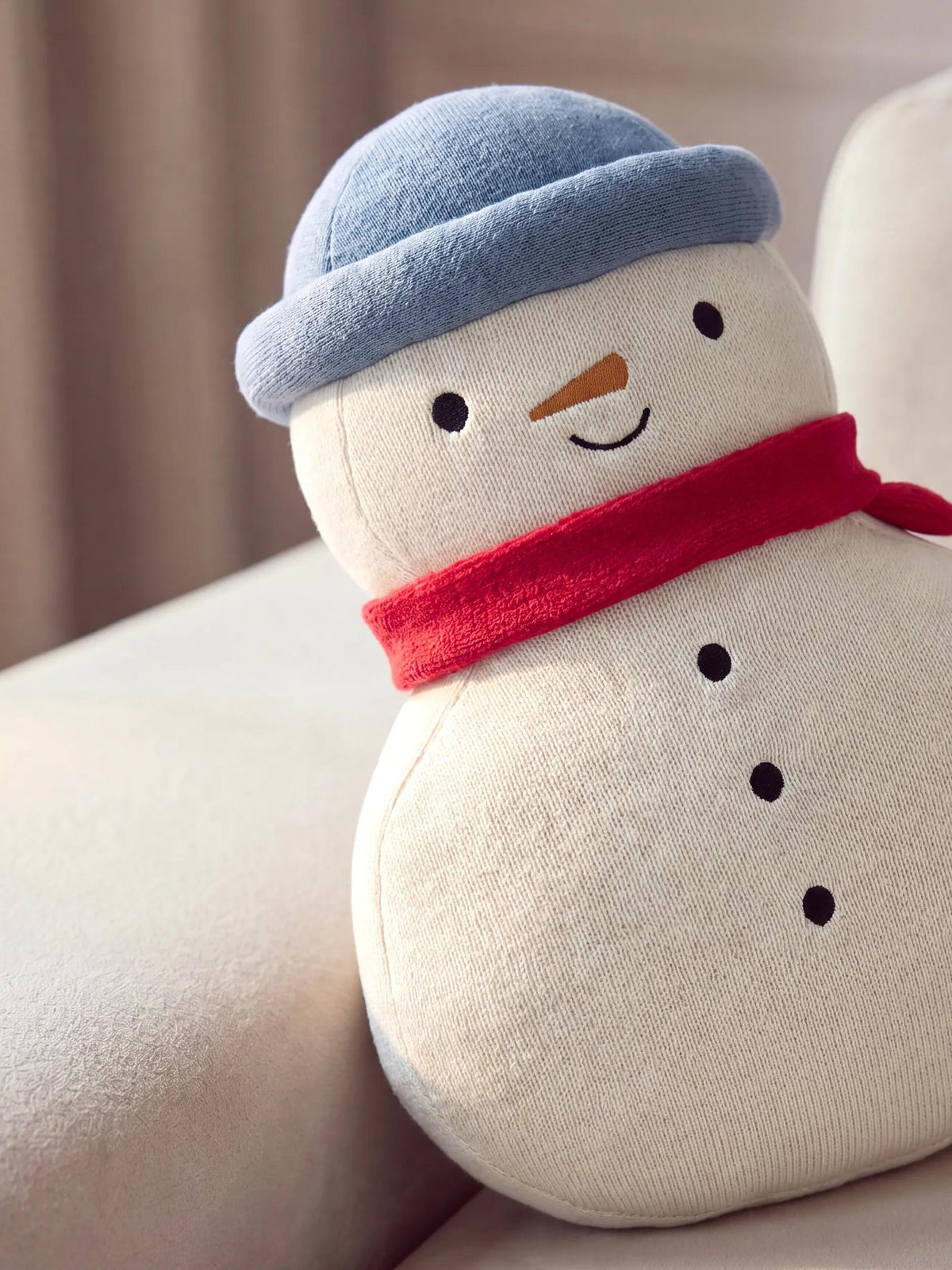 Christmas Cushion Snowman White