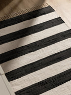 Rug made from recycled material Tom Black/White