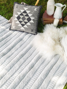 In- & Outdoor Pouf Toni Ivory