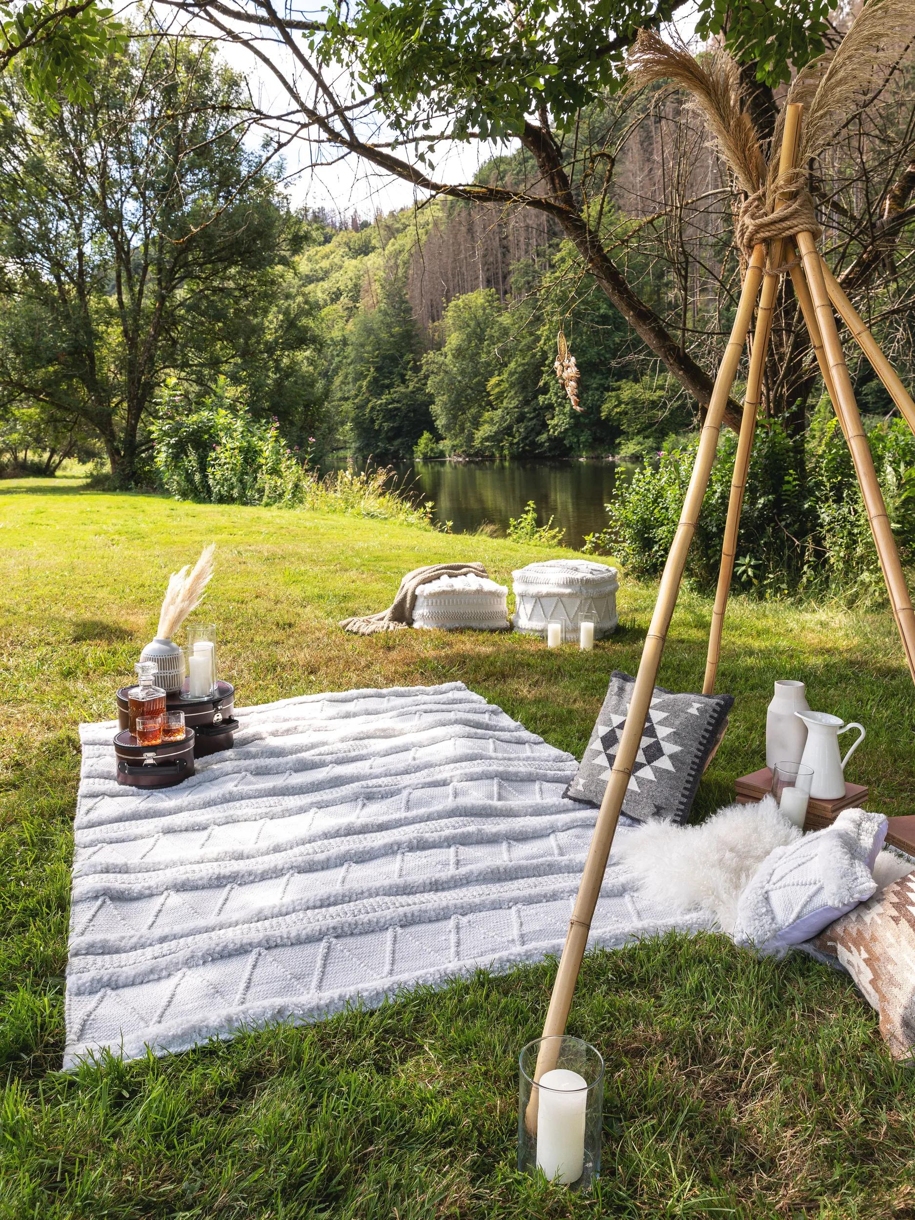 Rug made from recycled material Toni Ivory