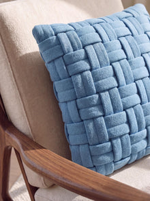 Cushion Veve Light Blue