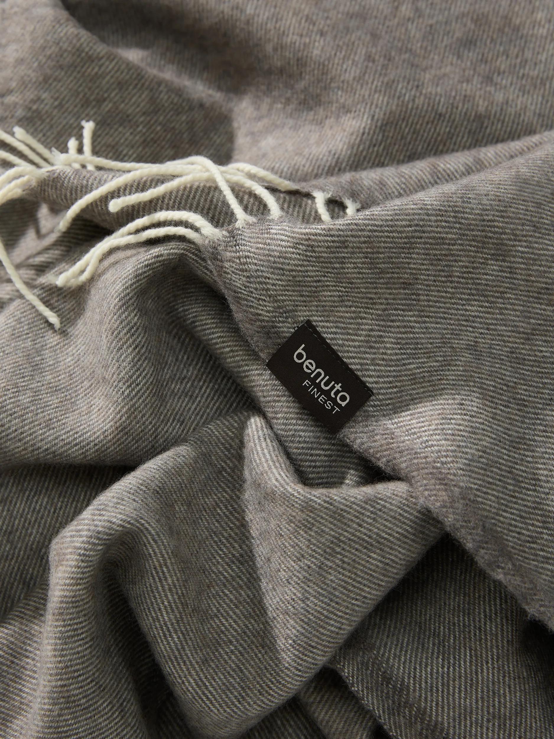 Couverture Victoria Taupe