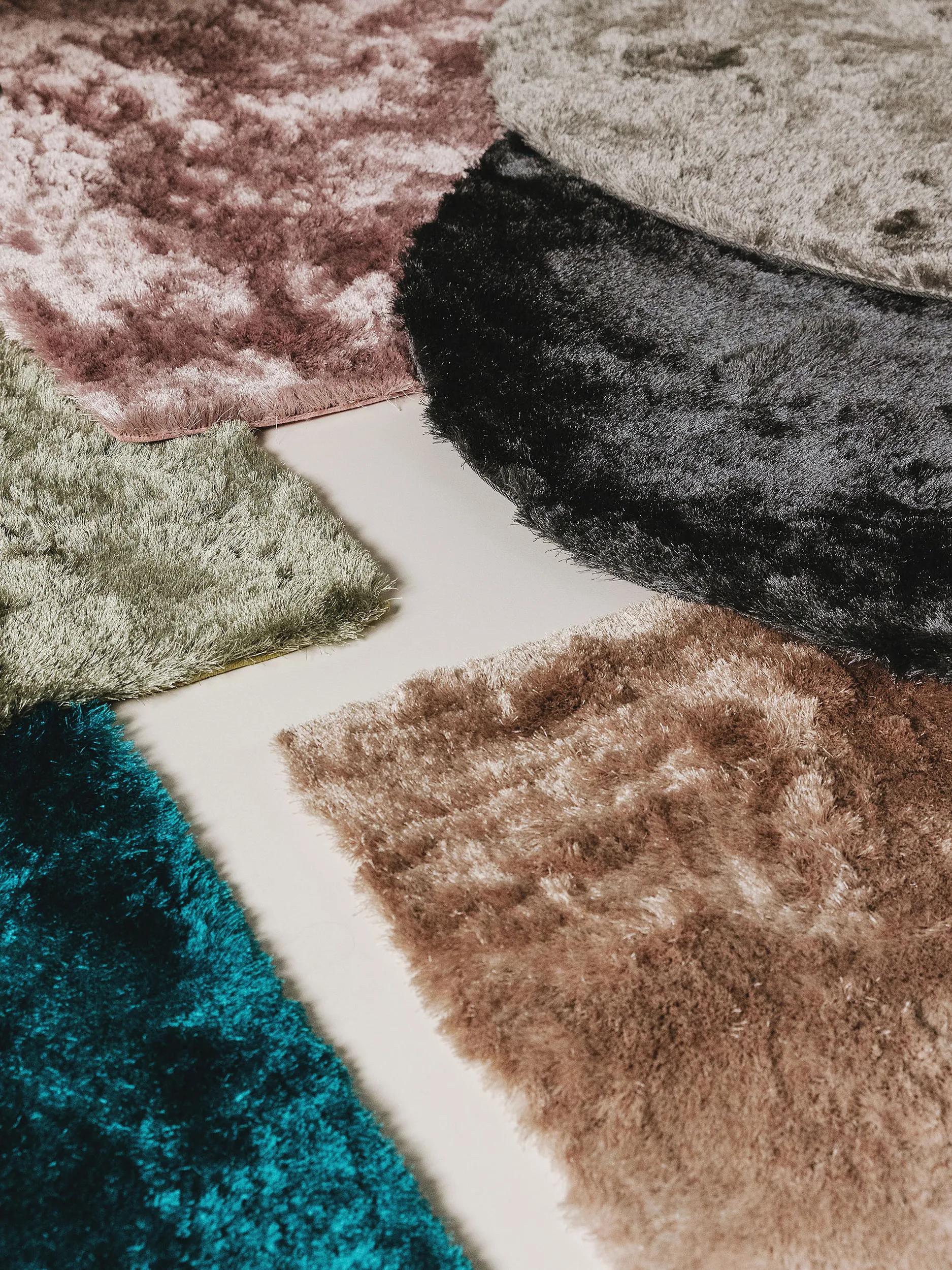 Shaggy rug Whisper Rose