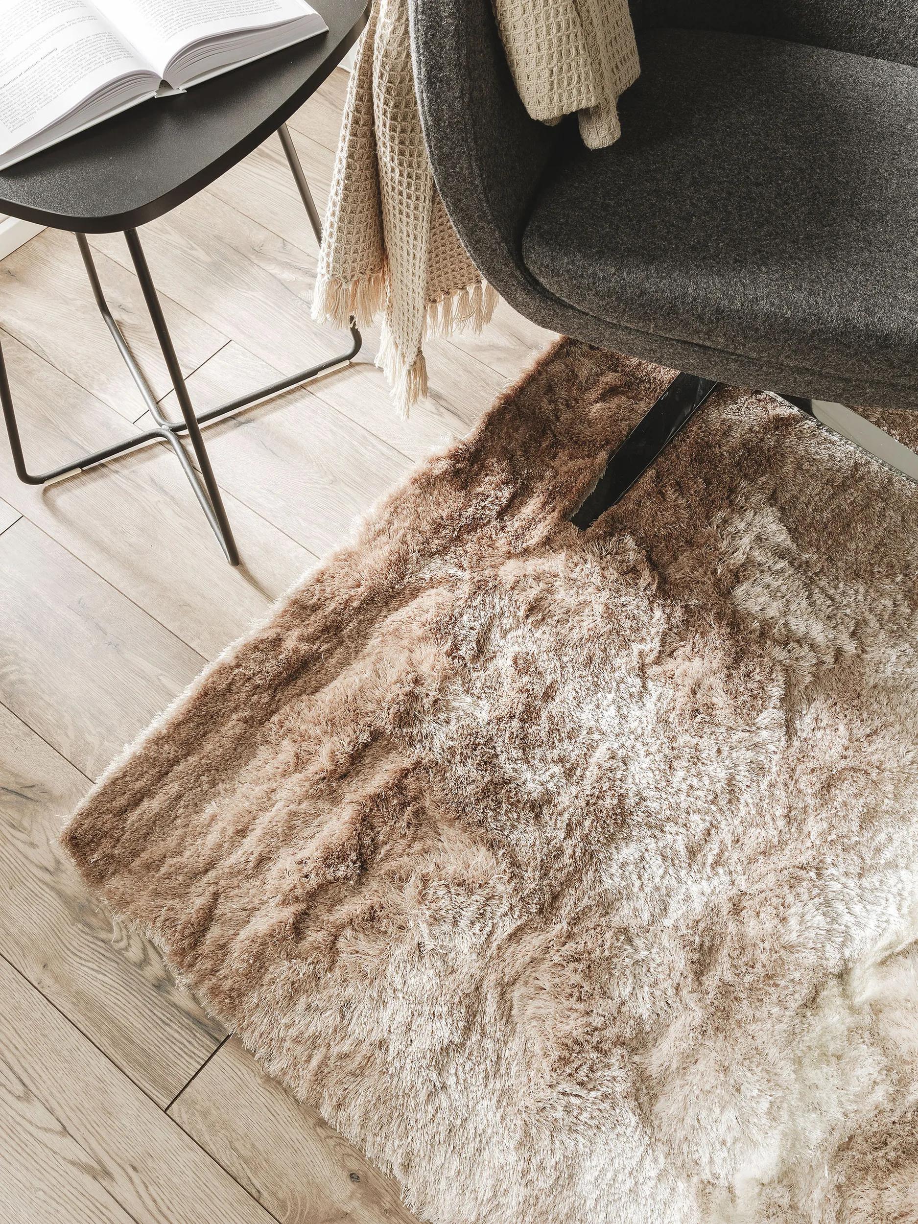 Shaggy rug Whisper Beige/Light Brown