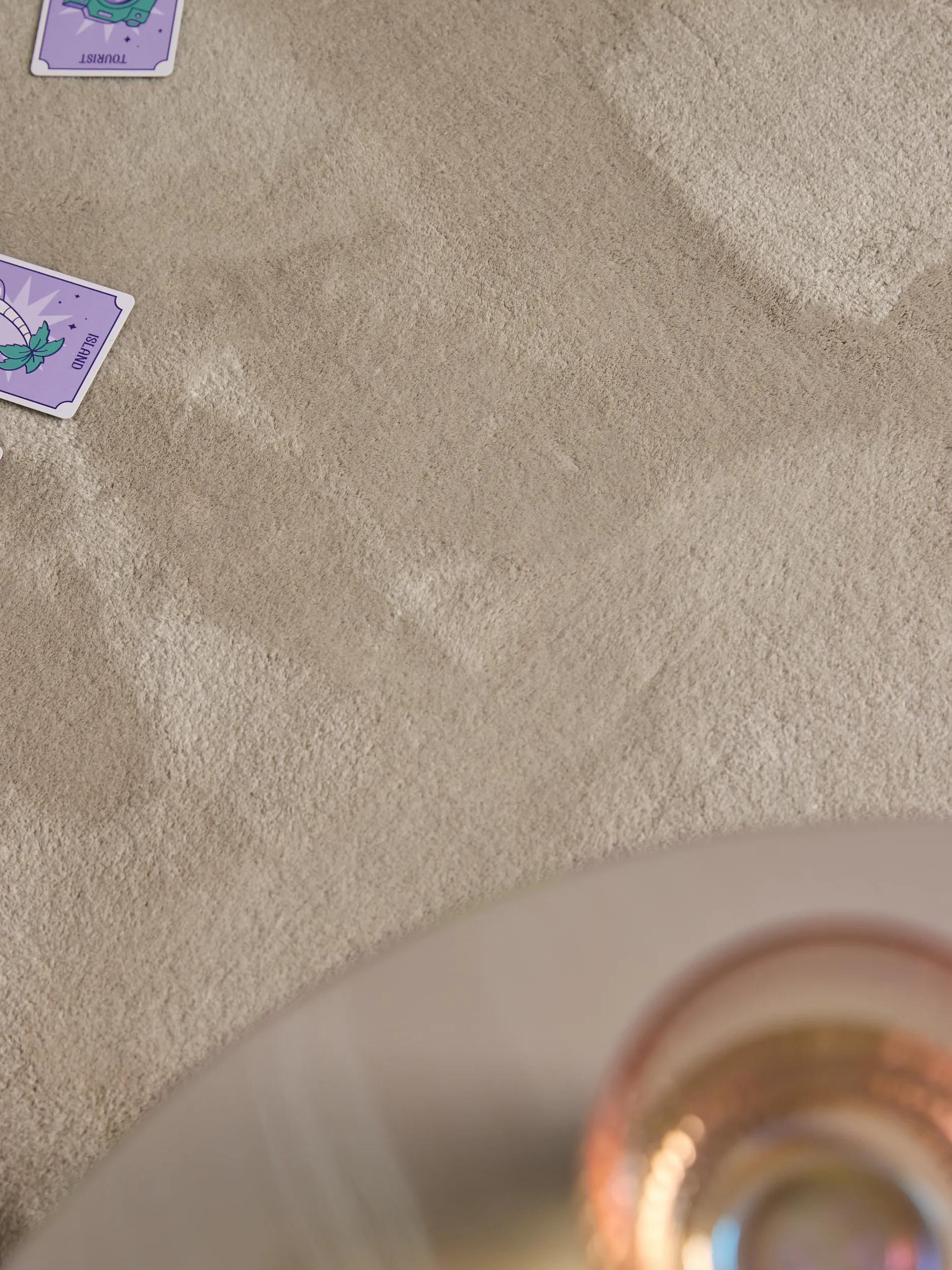 Shaggy Rug Yumi Beige
