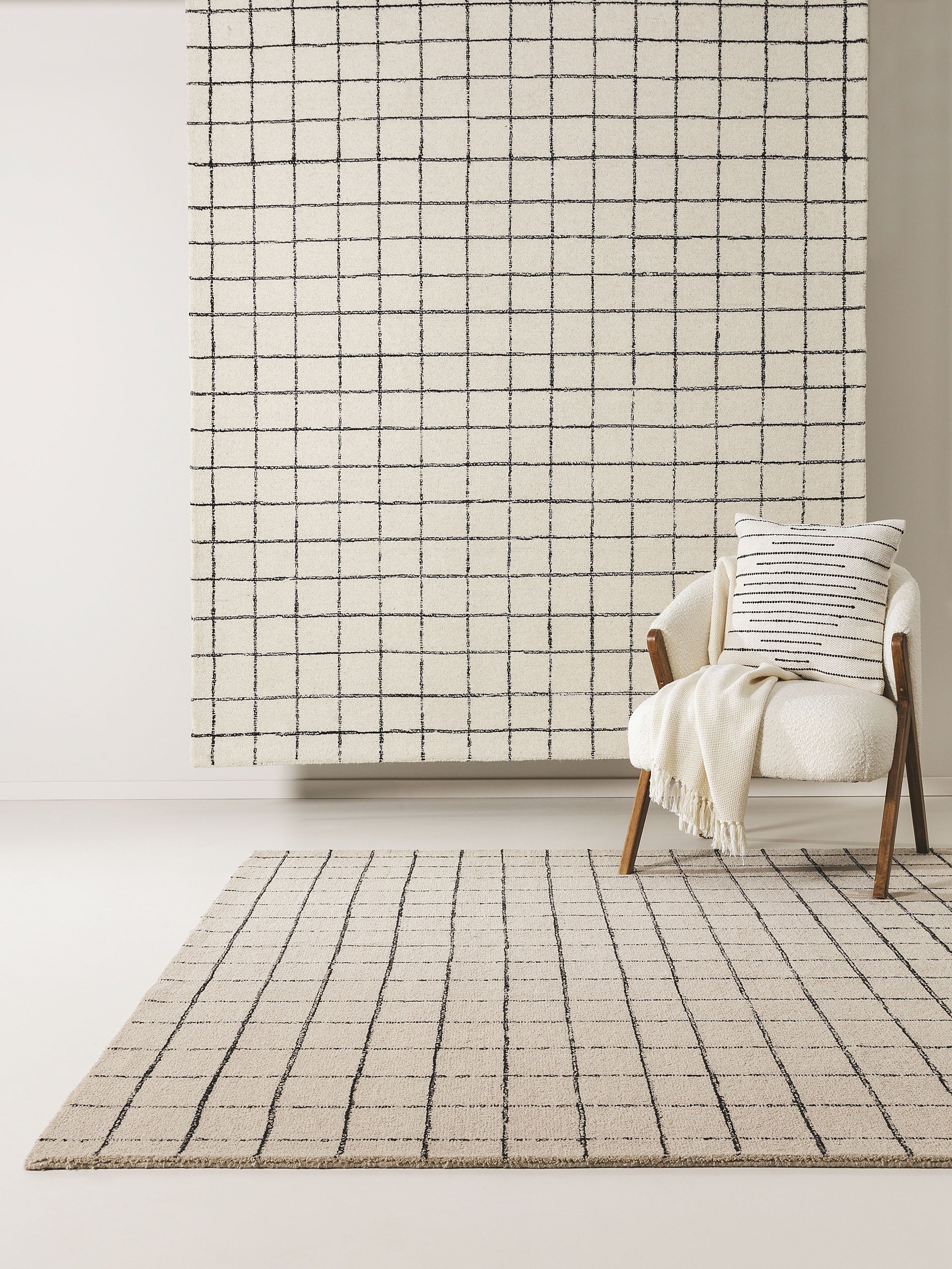 Wool Rug Grid Black/White